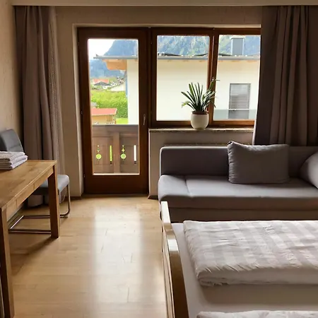 Wei Wei's Hostel